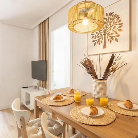 Menes Del Sol Apartment Torrevieja Exterior photo